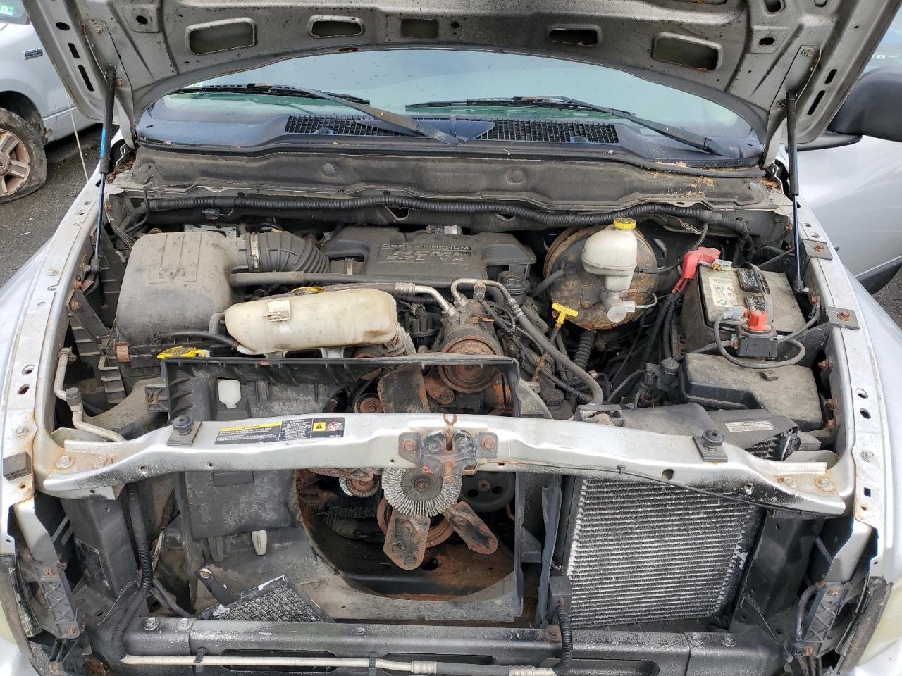 2004 Dodge RAM - Image 11