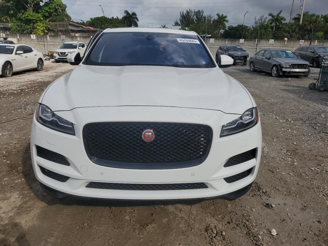 2017 Jaguar F-Pace - Image 5