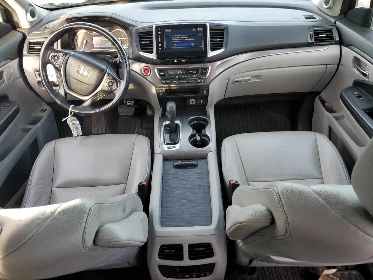 2017 Honda Pilot - Image 8