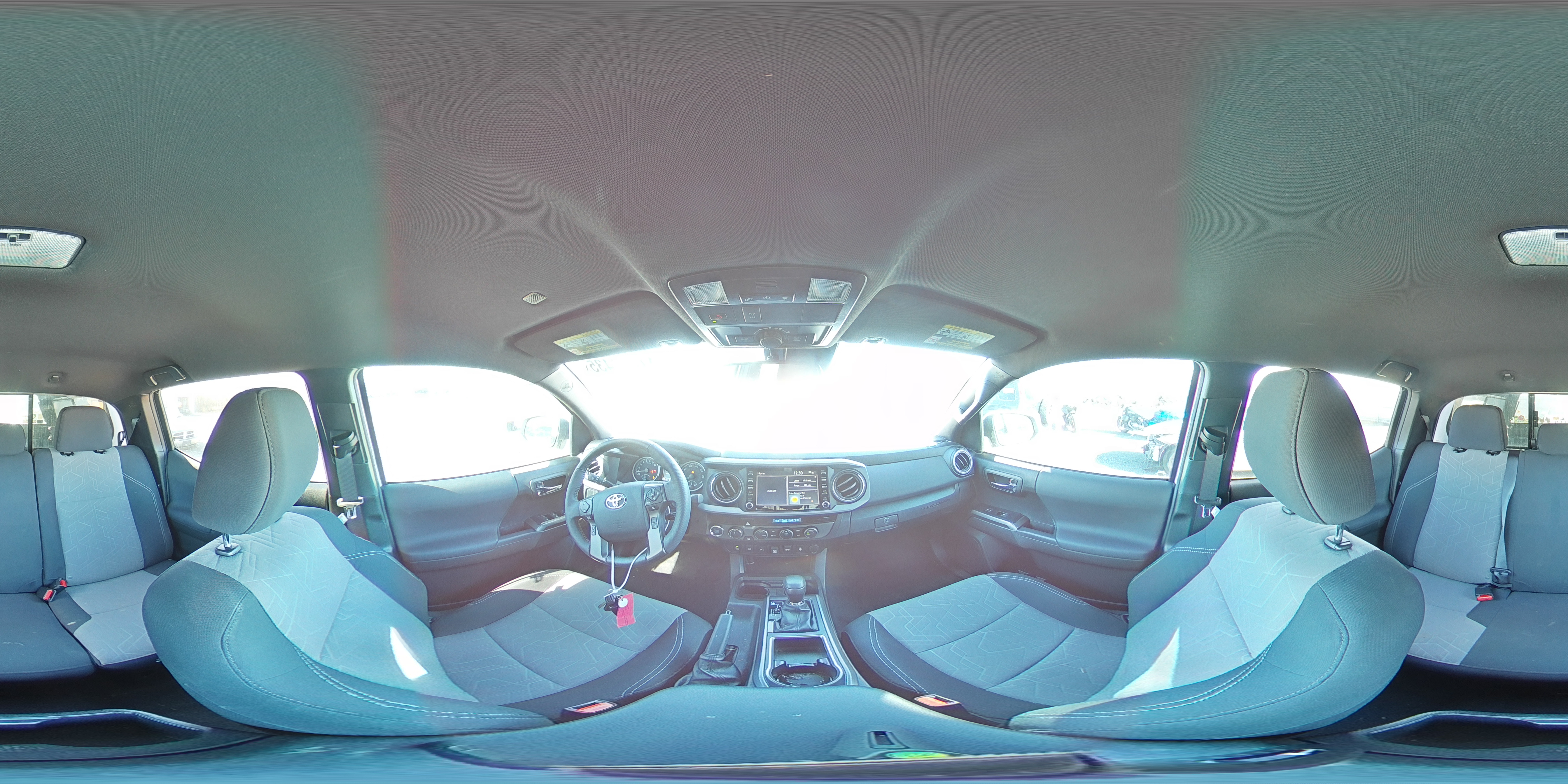 2022 Toyota Tacoma - Image 14