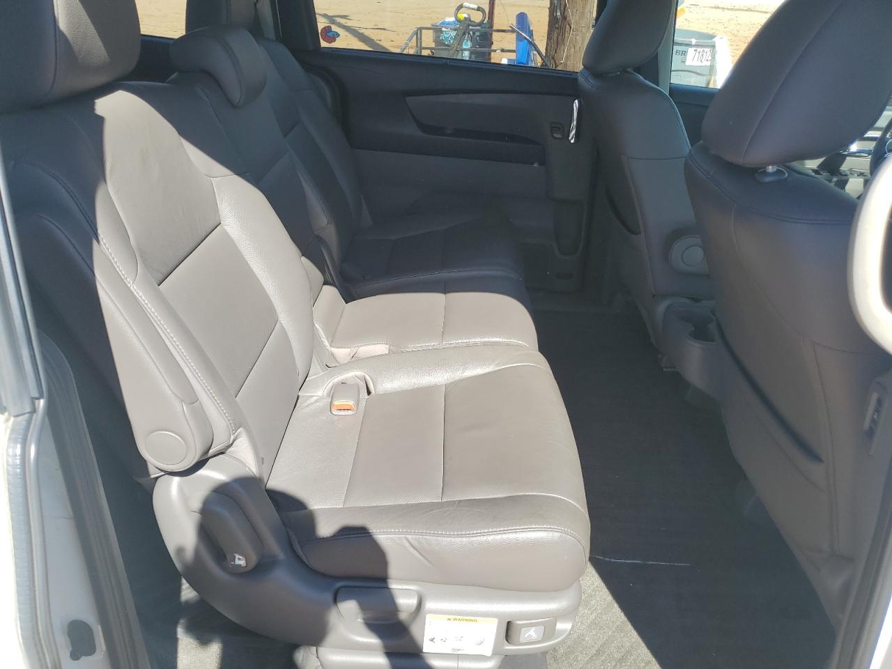 2014 Honda Odyssey - Image 11