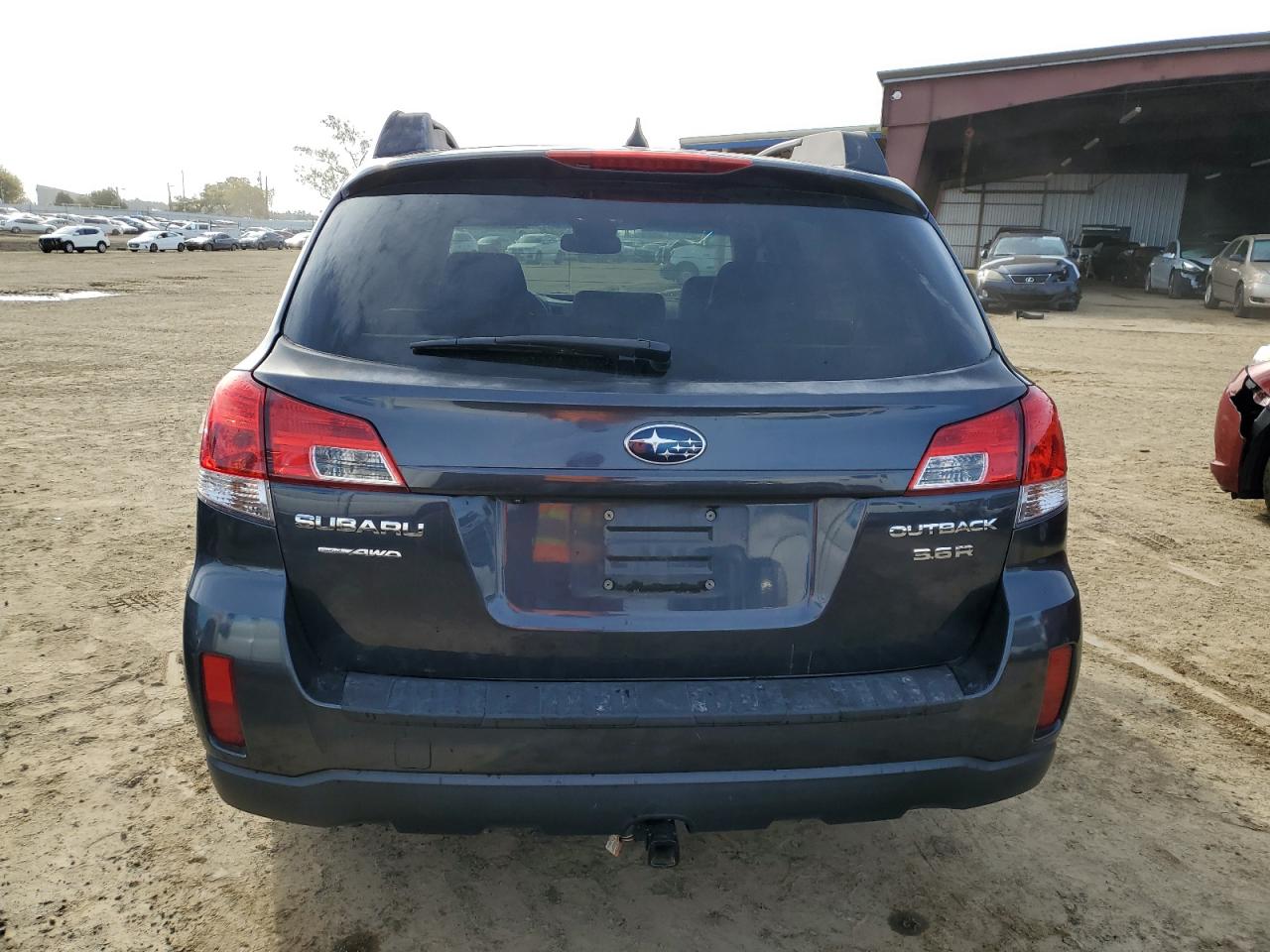 2011 Subaru Outback - Image 6