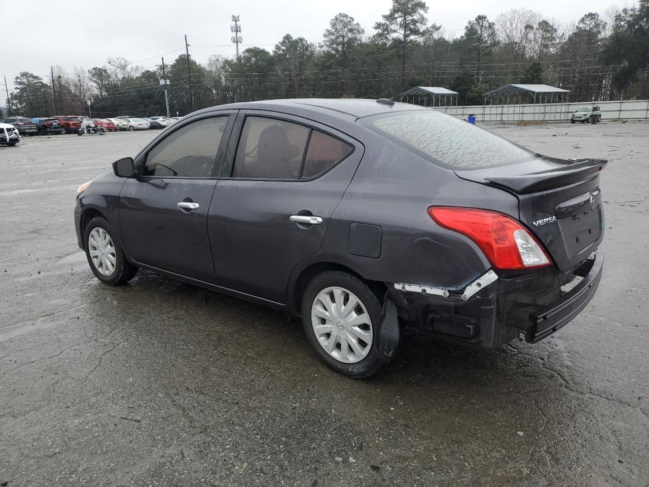 2015 Nissan Versa - Image 2