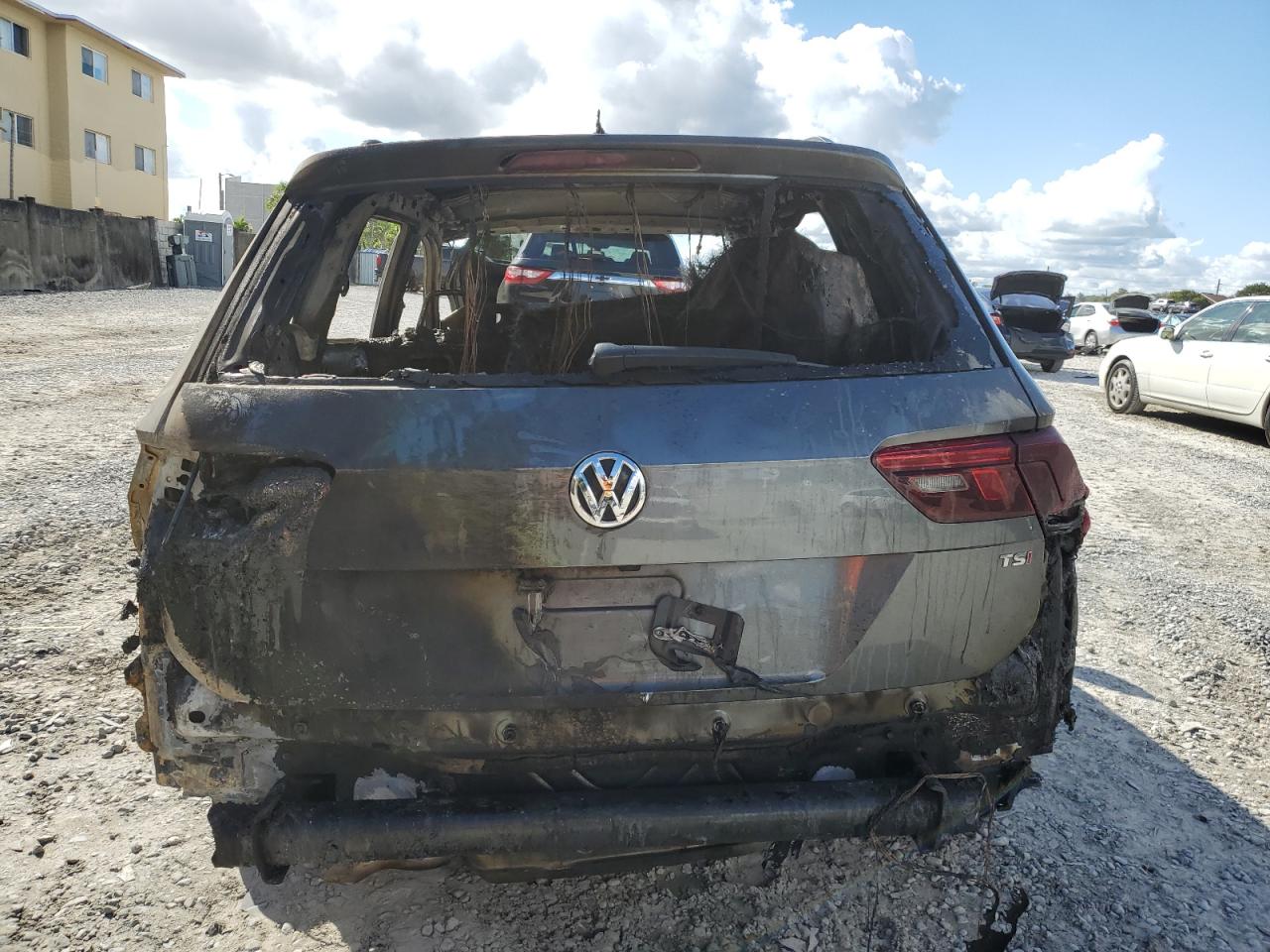 2018 Volkswagen Tiguan Se VIN: 3VV3B7AX2JM211339 Lot: 56004205