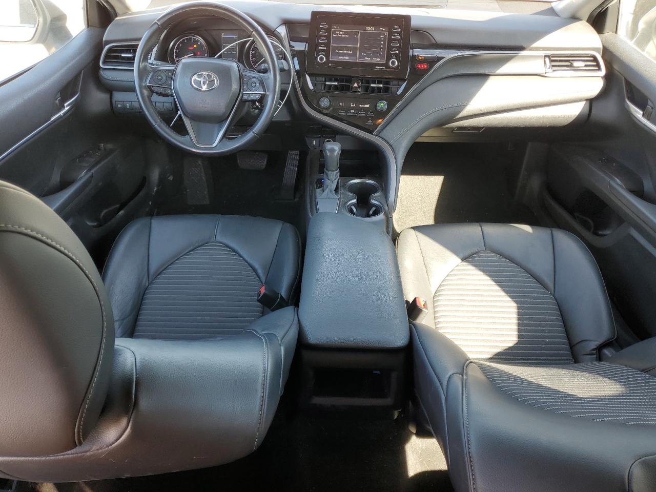 2021 Toyota Camry - Image 8