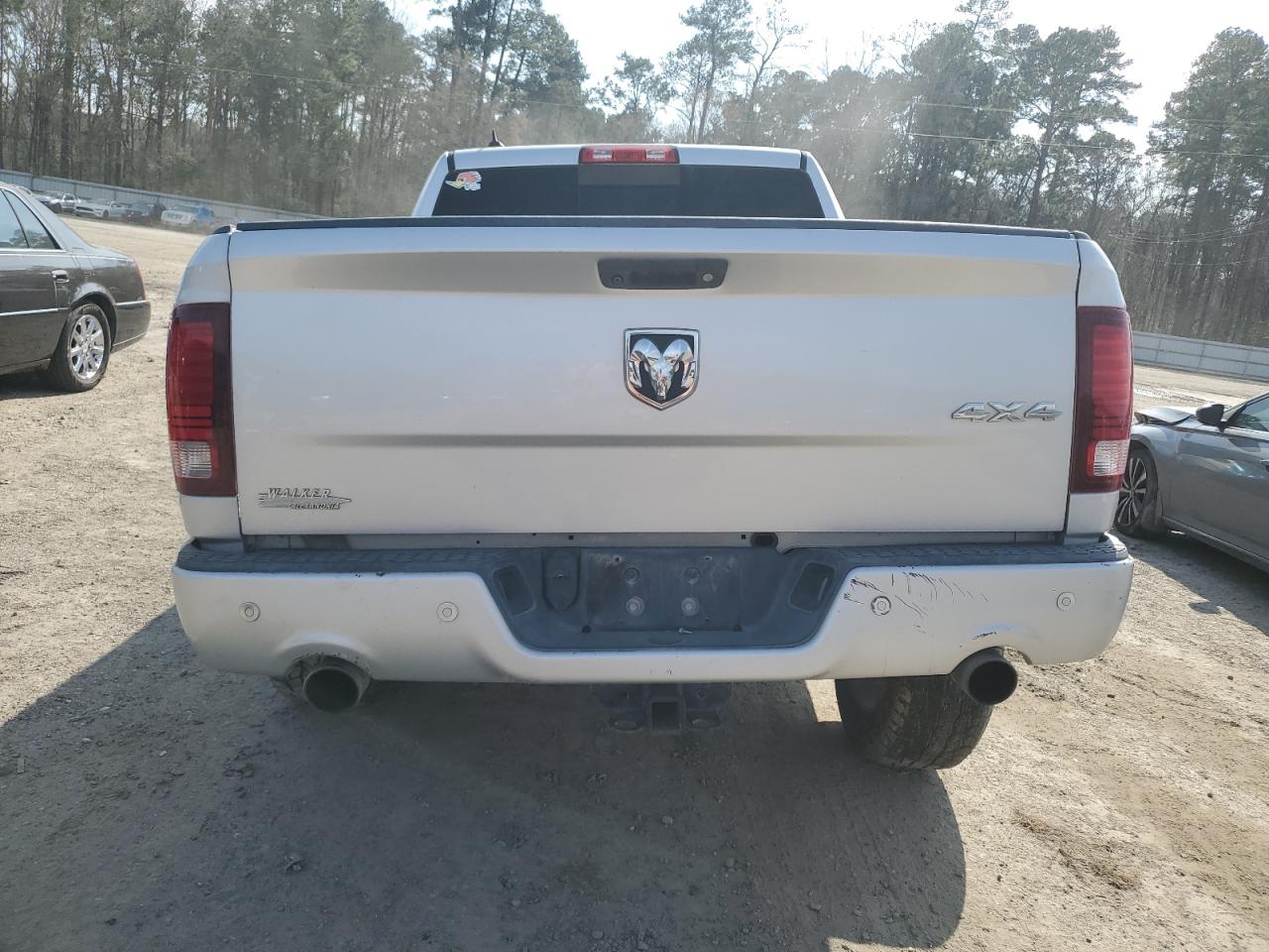 2016 RAM 1500 - Image 6