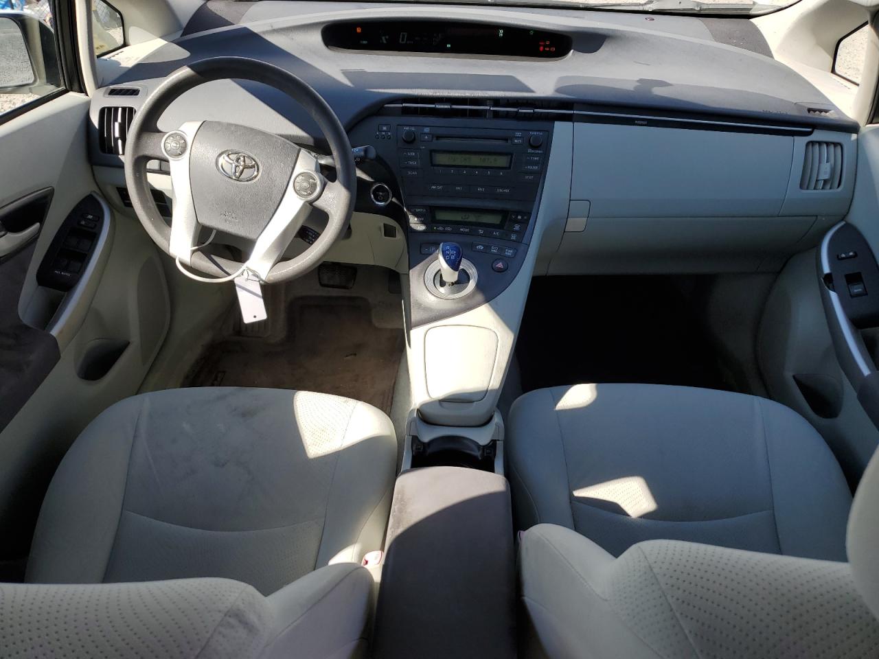 2010 Toyota Prius - Image 8