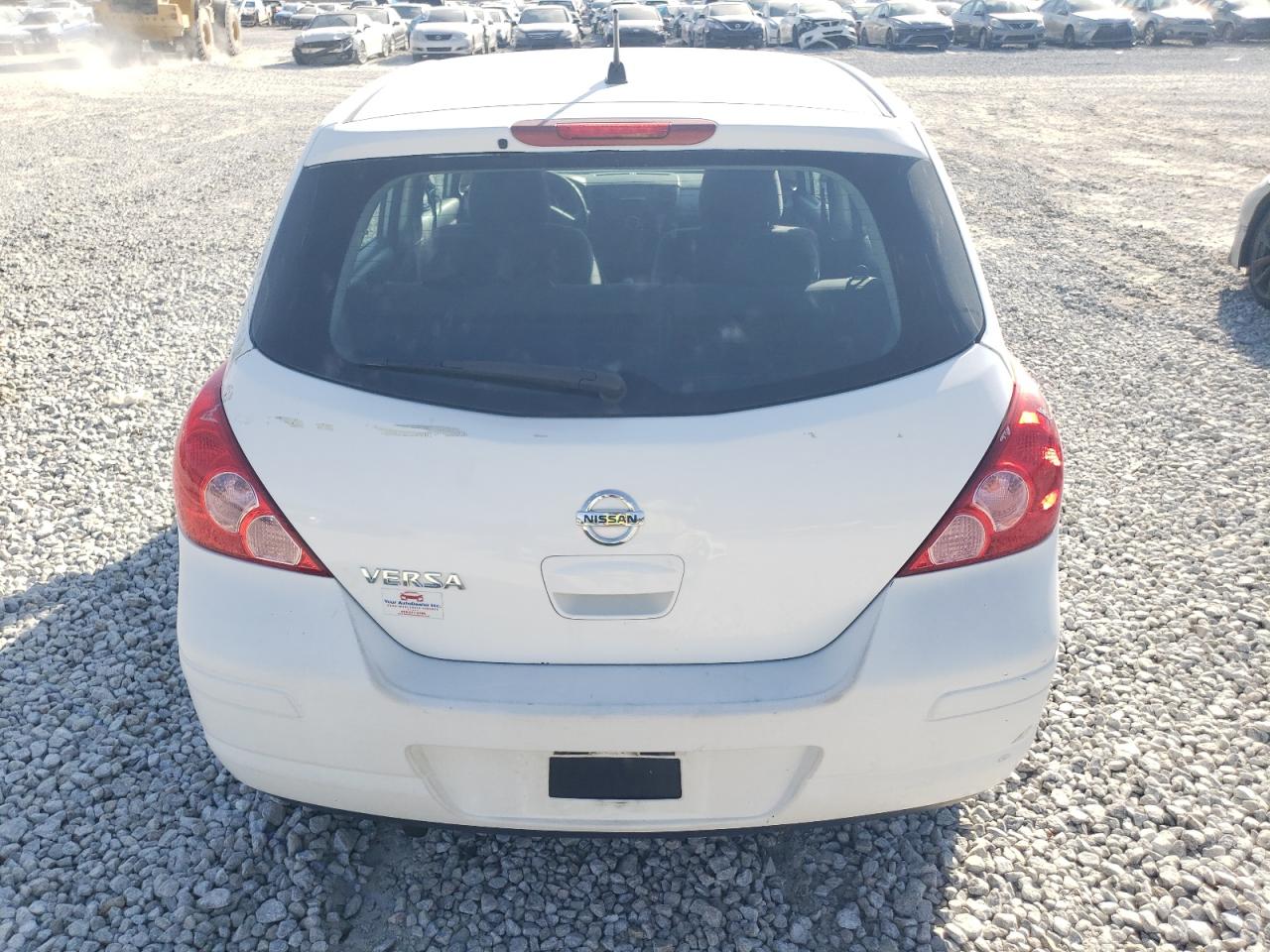 2009 Nissan Versa - Image 6