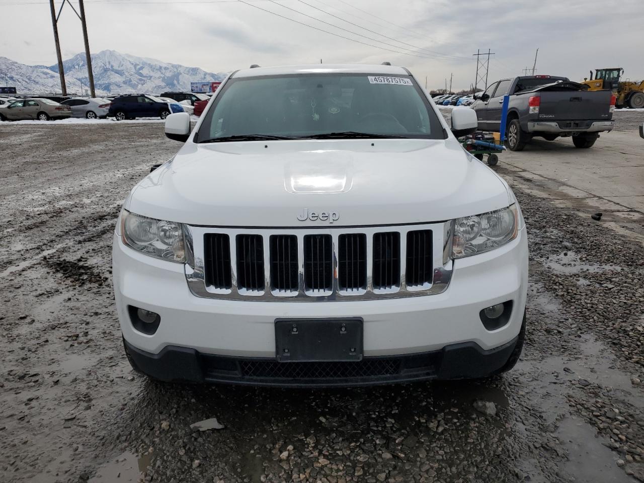 2013 Jeep Grand Cherokee - Image 5