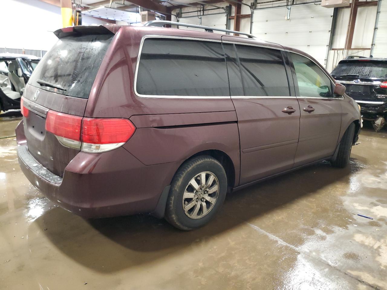 2010 Honda Odyssey - Image 3