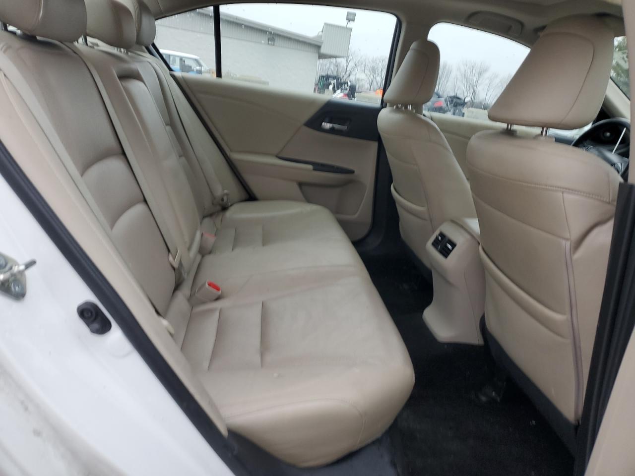 2017 Honda Accord - Image 10