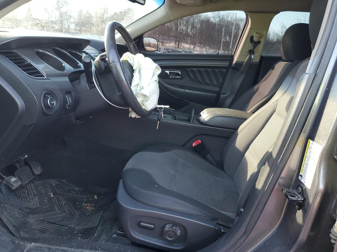 2011 Ford Taurus - Image 7