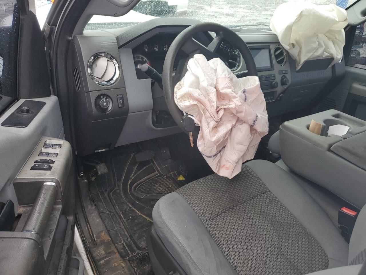2014 Ford F250 - Image 8