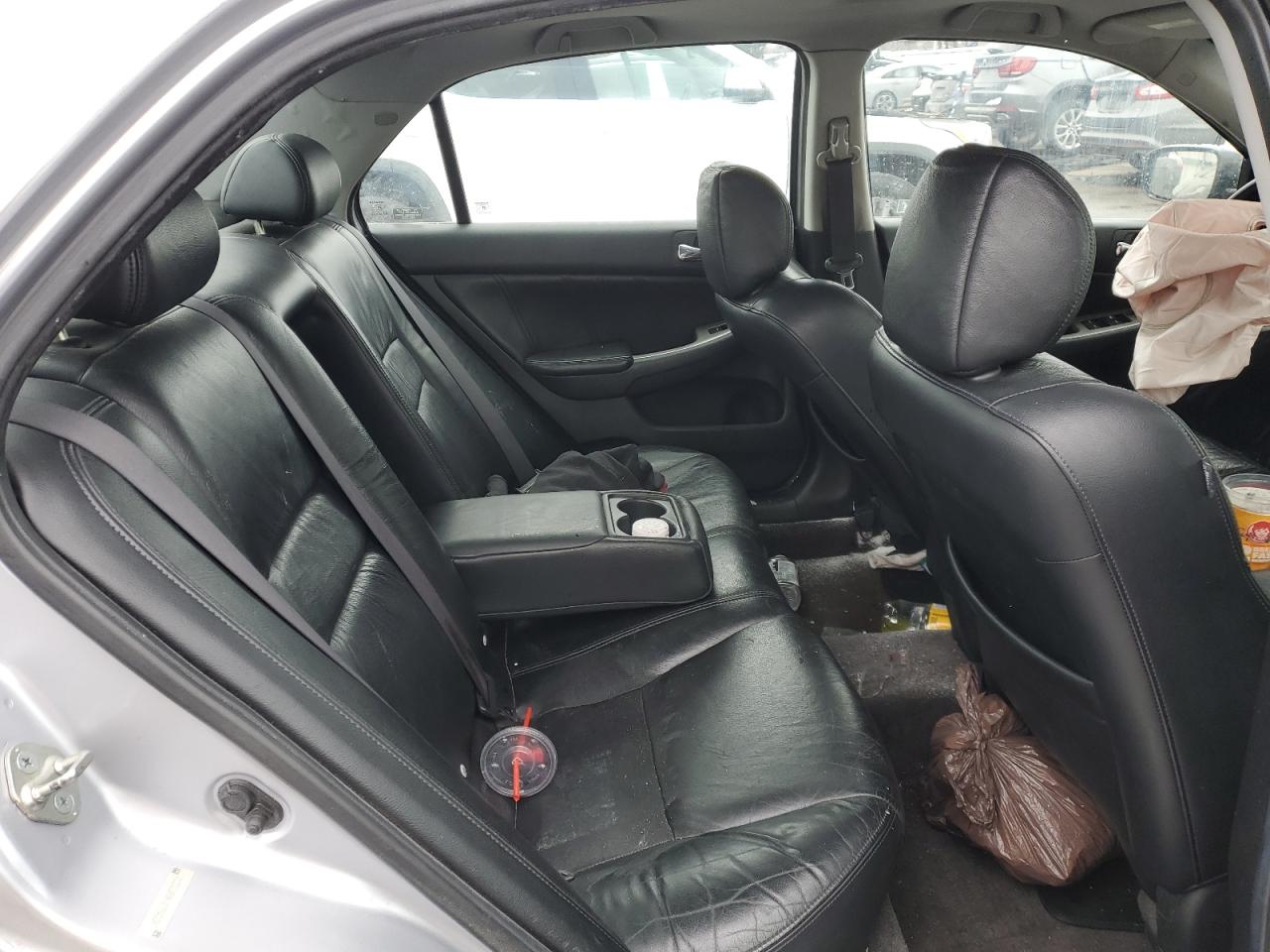 2004 Honda Accord - Image 11