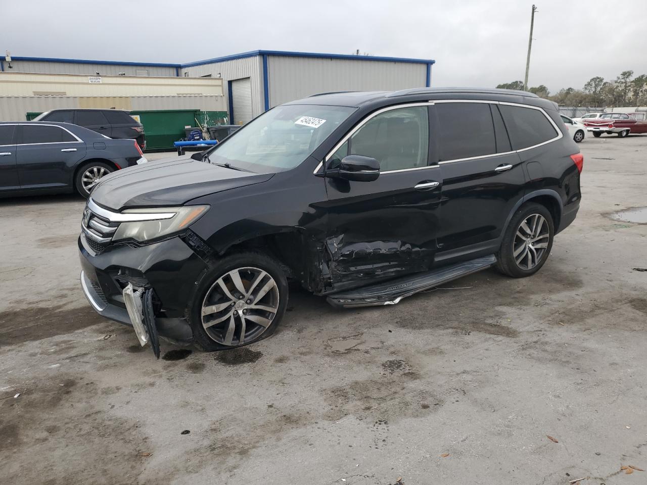 2017 Honda Pilot Touring for Sale in Orlando, FL - Front End
