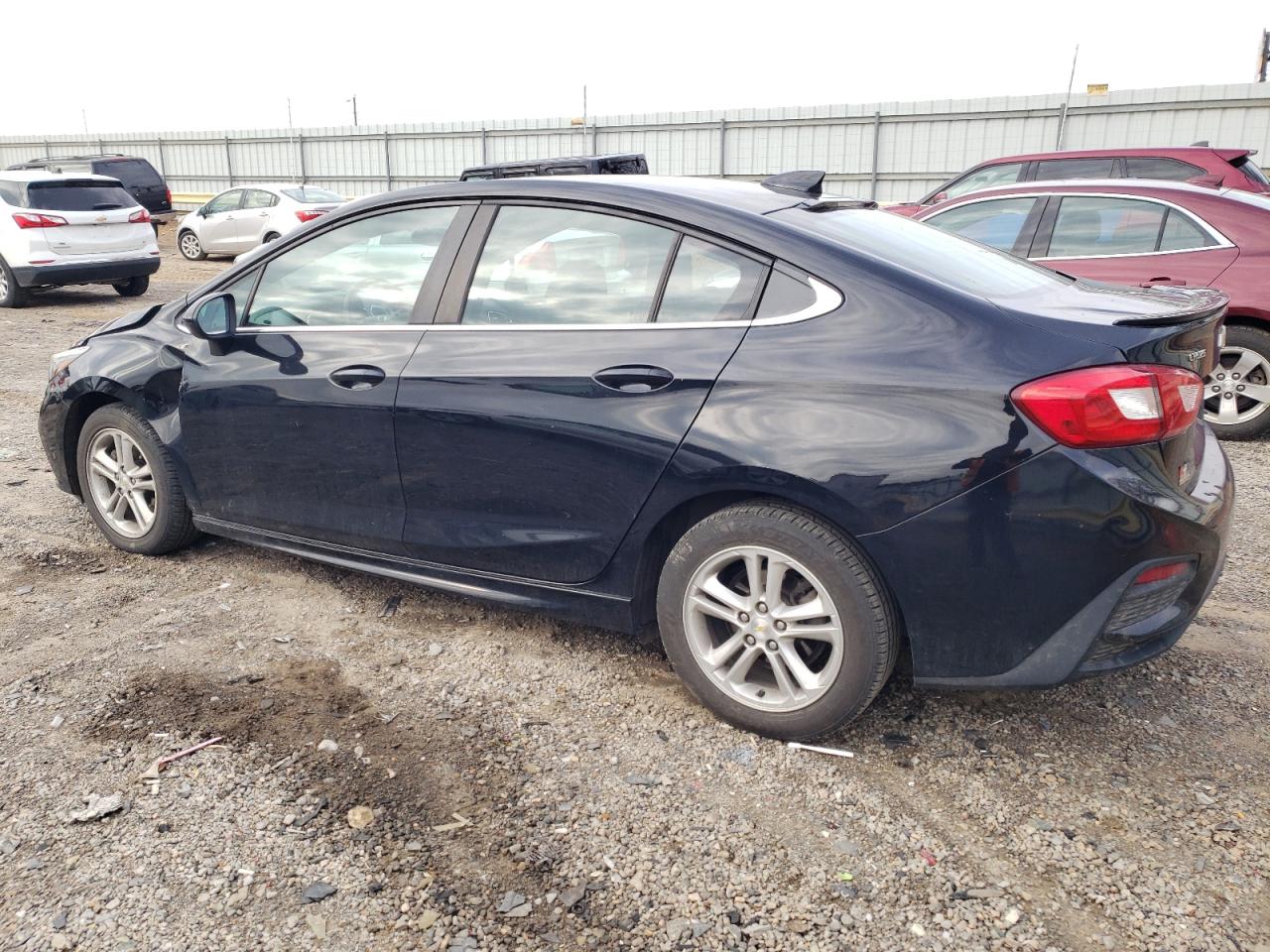 2017 Chevrolet Cruze - Image 2