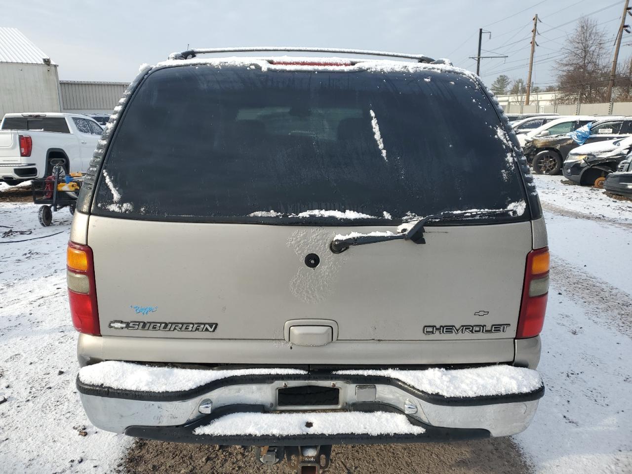 2001 Chevrolet Suburban - Image 6