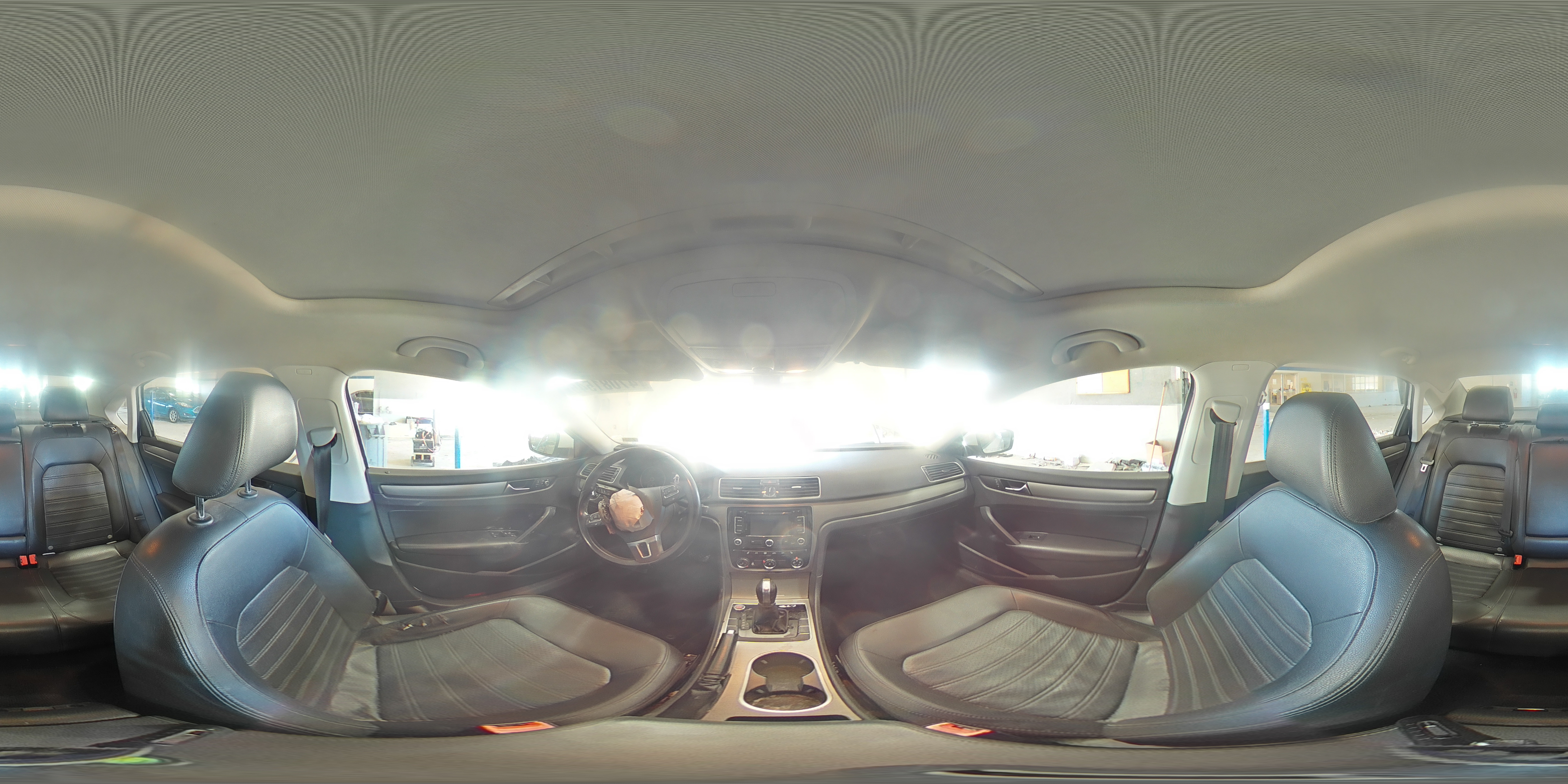 2015 Volkswagen Passat - Image 12