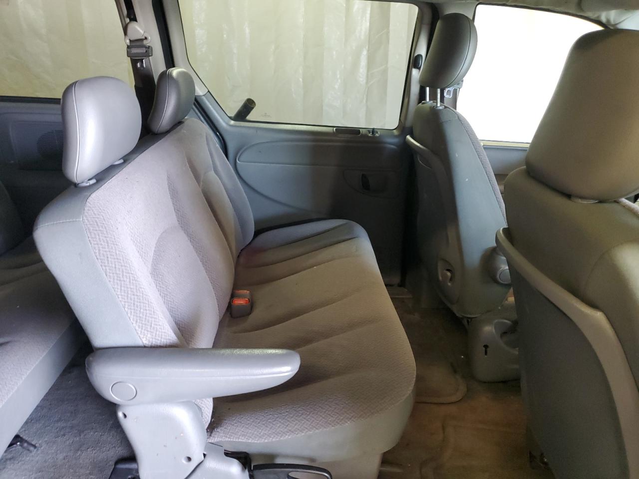 2007 Dodge Caravan - Image 11