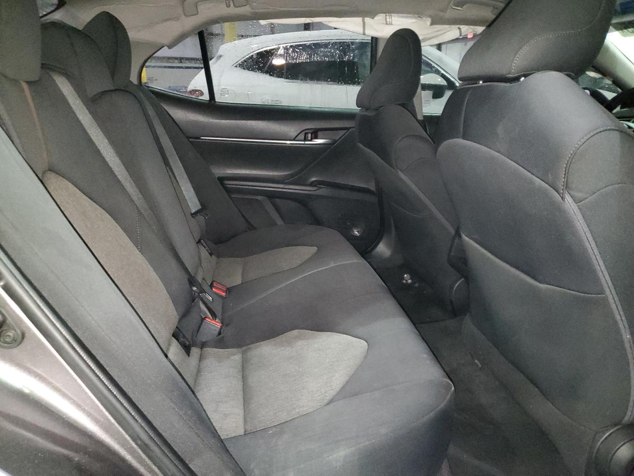 2020 Toyota Camry - Image 10