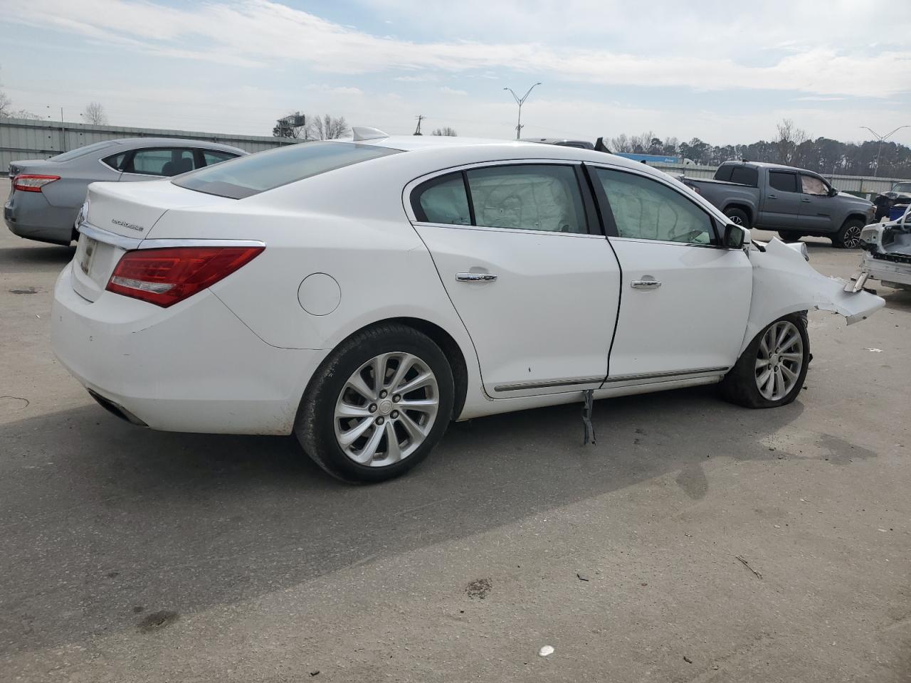 2015 Buick LaCrosse - Image 3