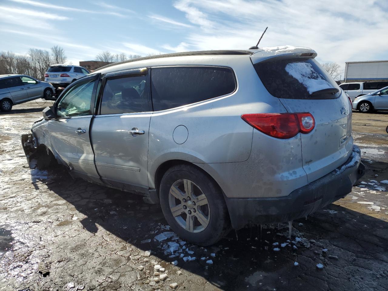 2011 Chevrolet Traverse - Image 2