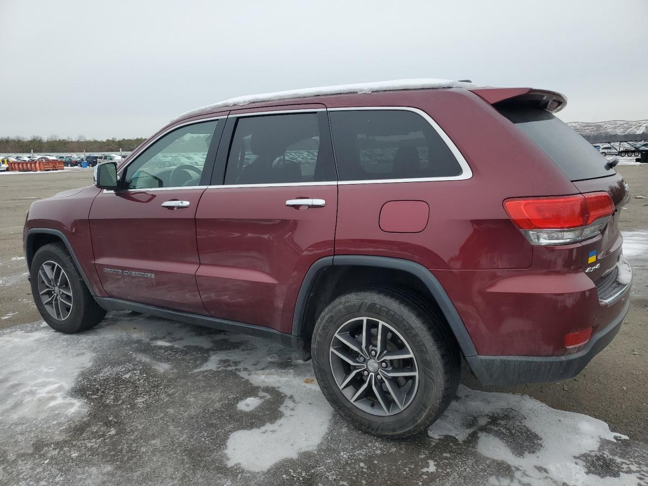 2018 Jeep Cherokee - Image 2