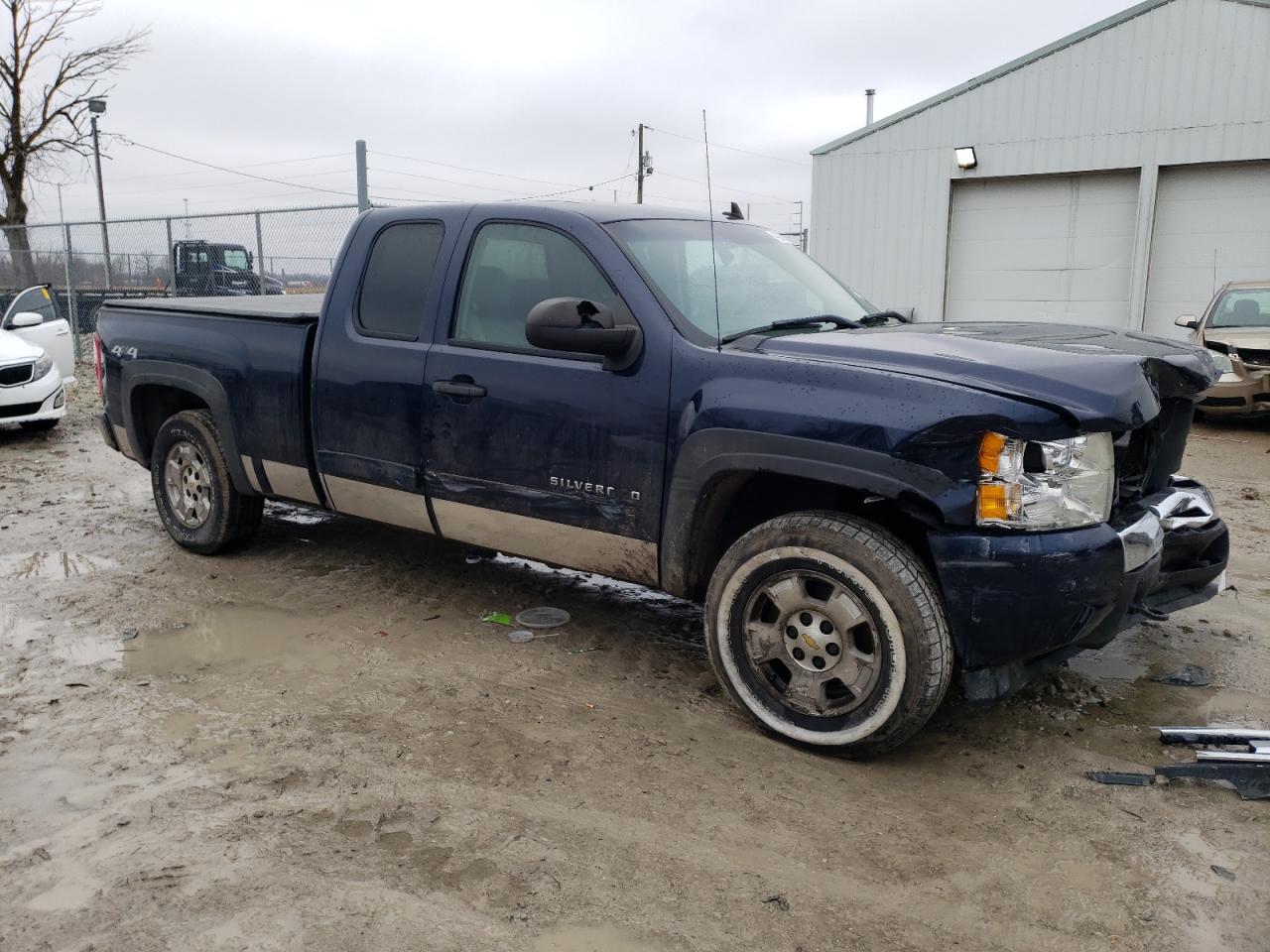 2010 Chevrolet Silverado - Image 4