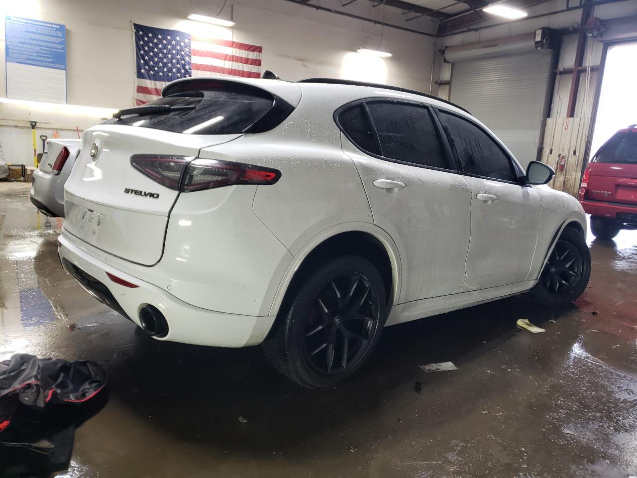 2021 Alfa Romeo Stelvio - Image 3