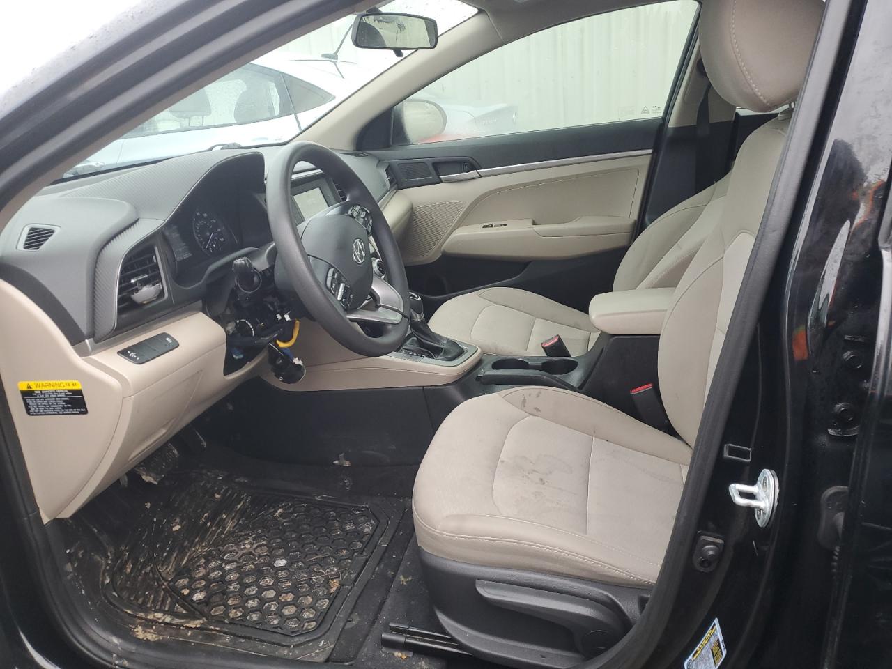 2019 Hyundai Elantra - Image 7