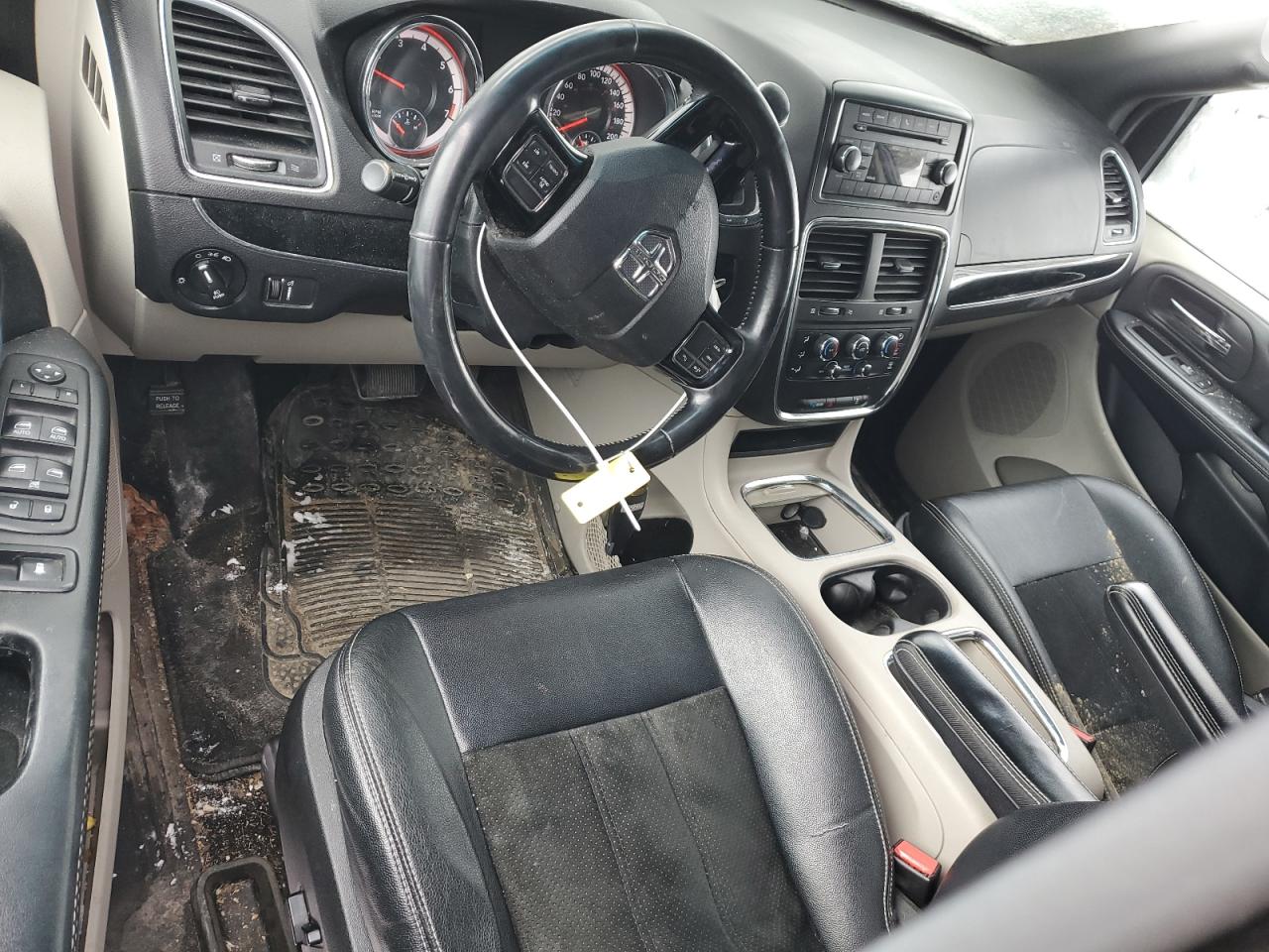 2018 Dodge Caravan - Image 8