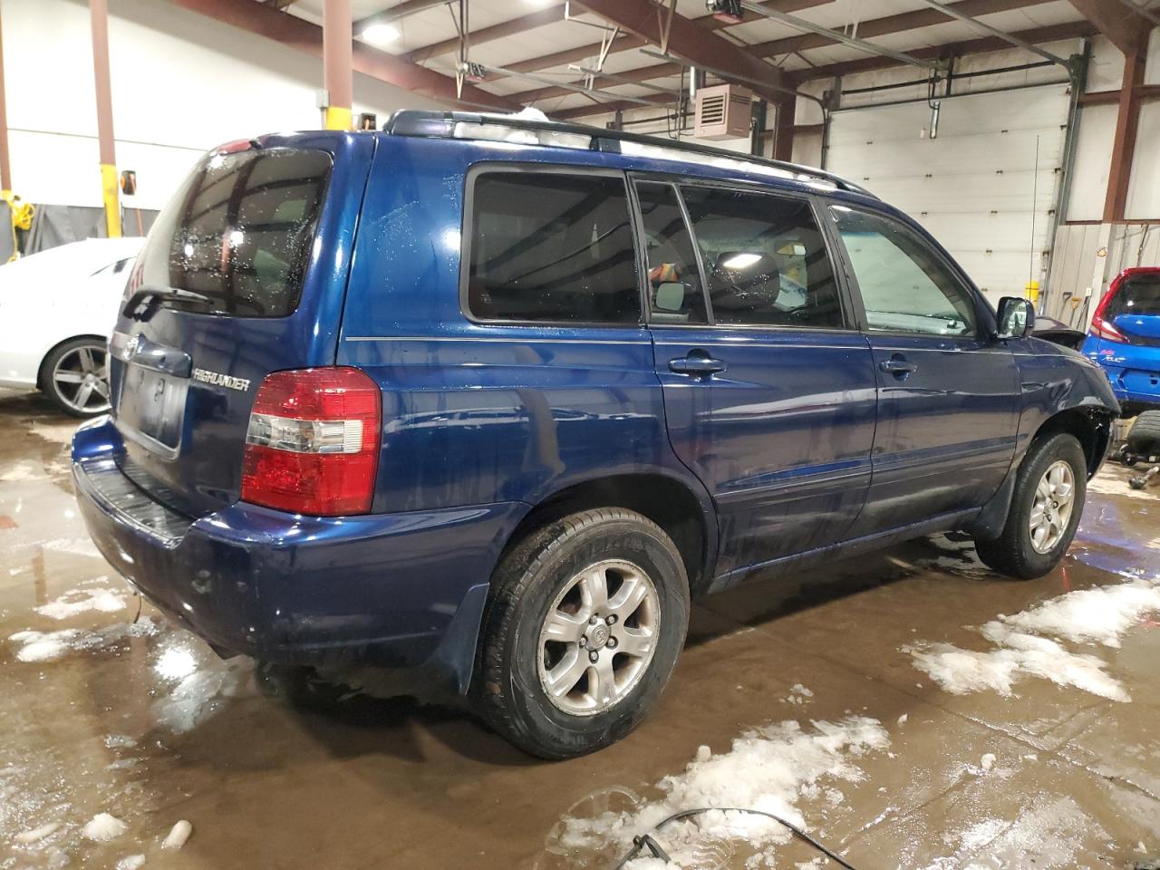 2004 Toyota Highlander - Image 3
