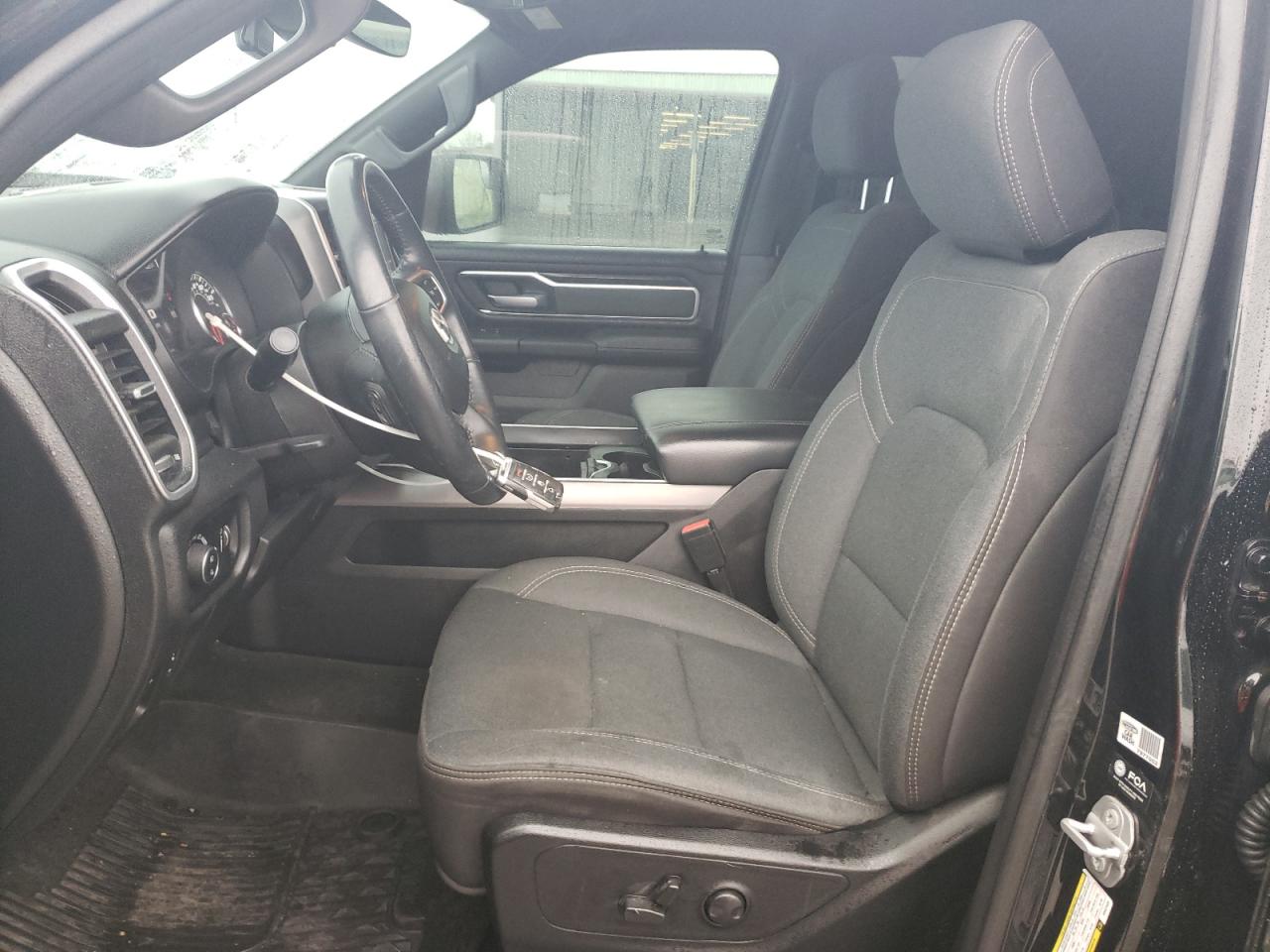 2022 RAM 1500 - Image 7