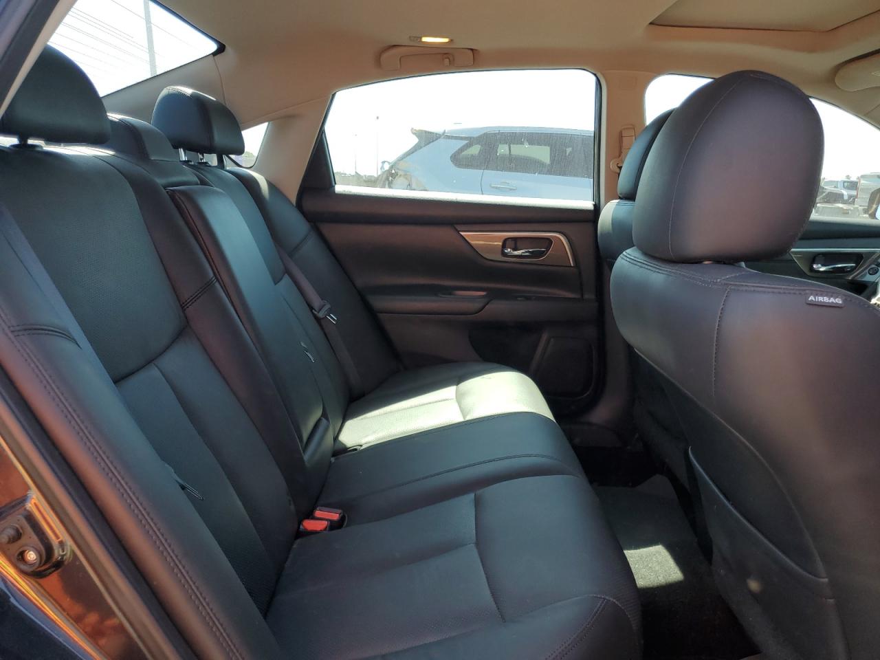 2014 Nissan Altima - Image 10