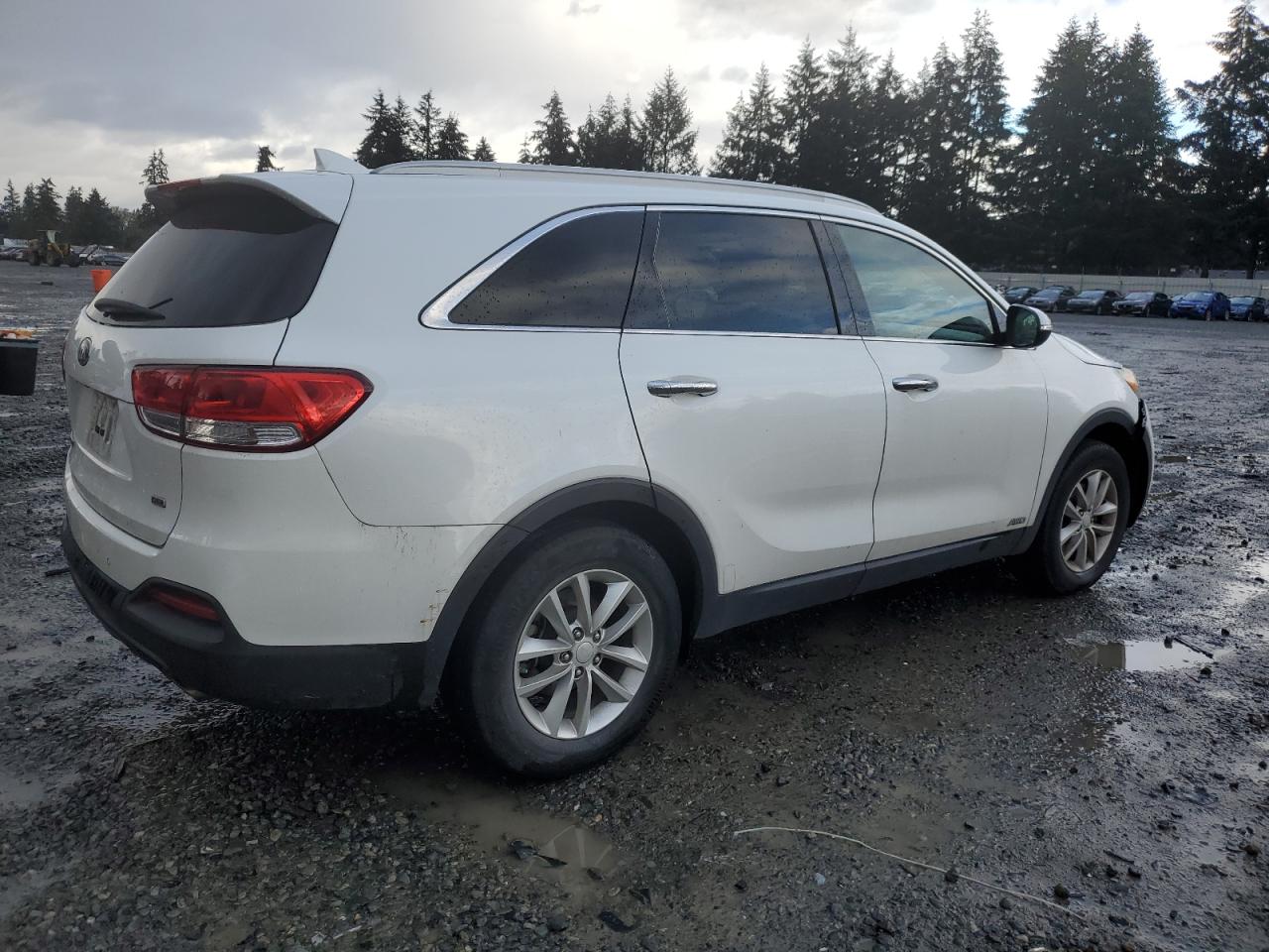 2016 Kia Sorento - Image 3