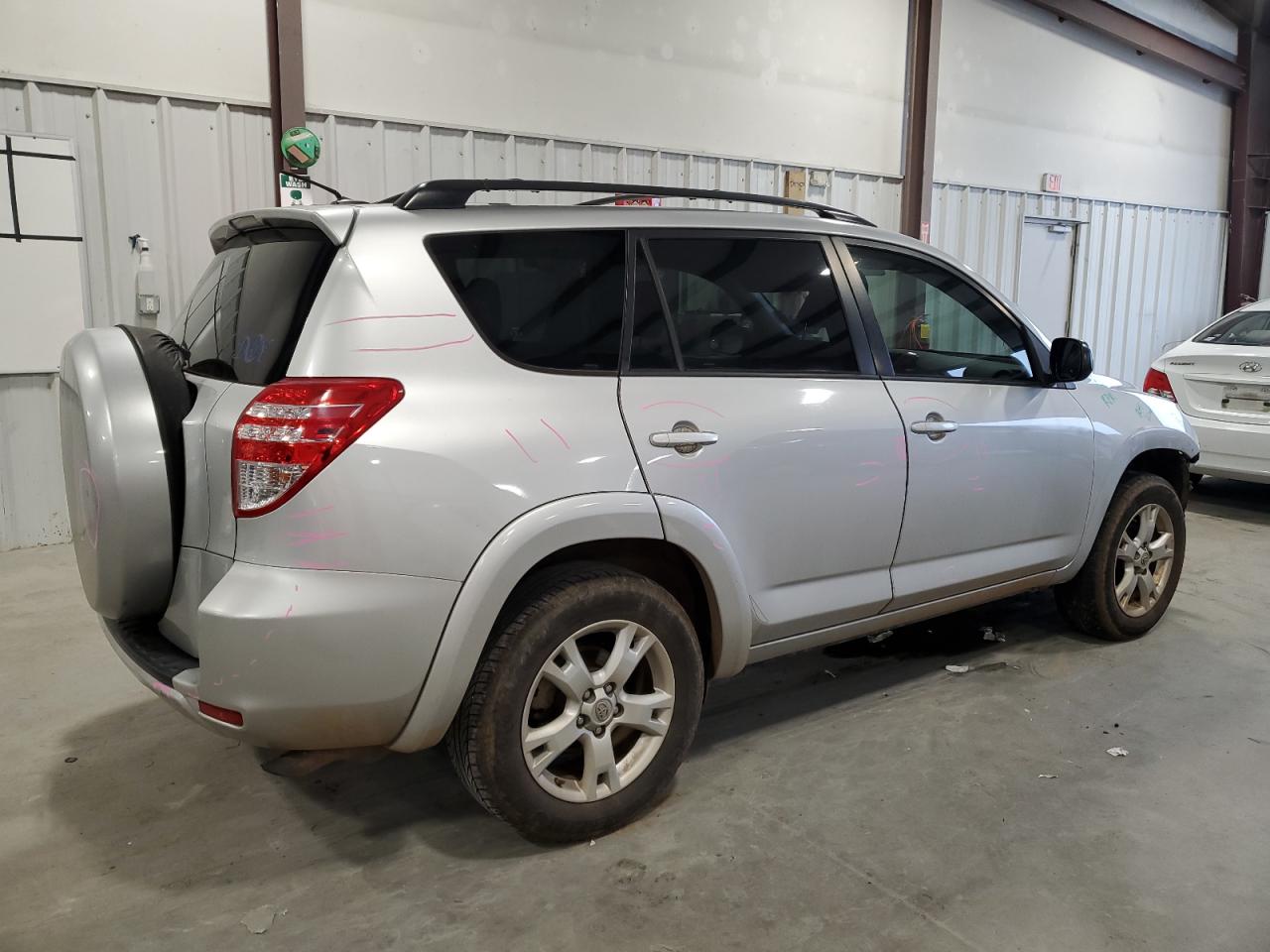 2012 Toyota RAV 4 - Image 3