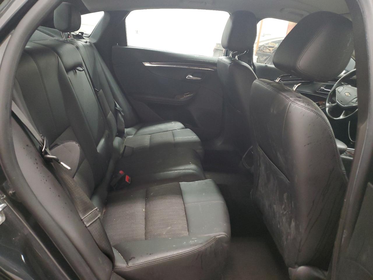 2015 Chevrolet Impala - Image 10