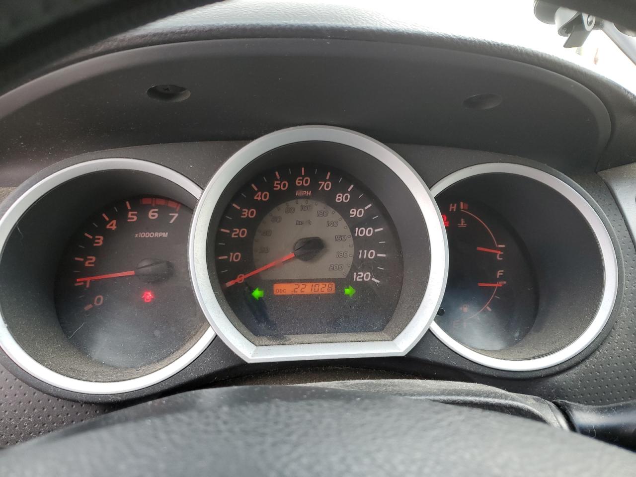 2007 Toyota Tacoma - Image 9