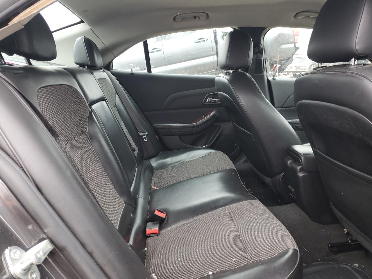 2013 Chevrolet Malibu - Image 10