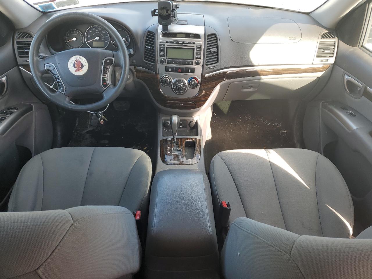 2011 Hyundai Santa Fe - Image 8