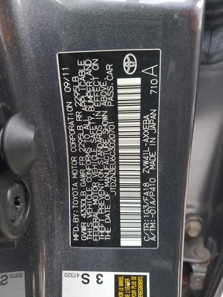 2012 Toyota Prius - Image 12