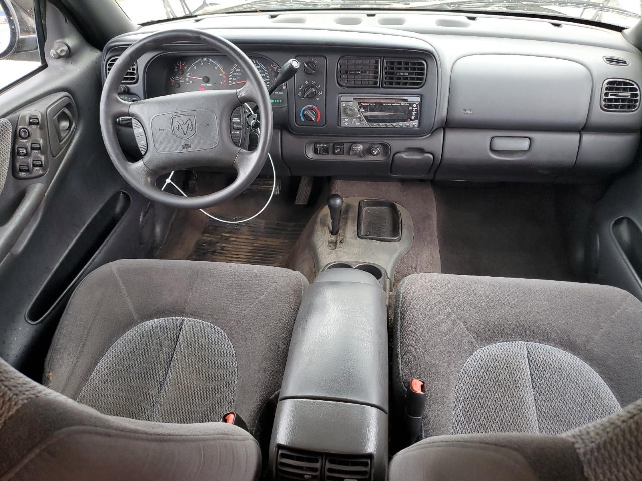 2000 Dodge Durango - Image 8