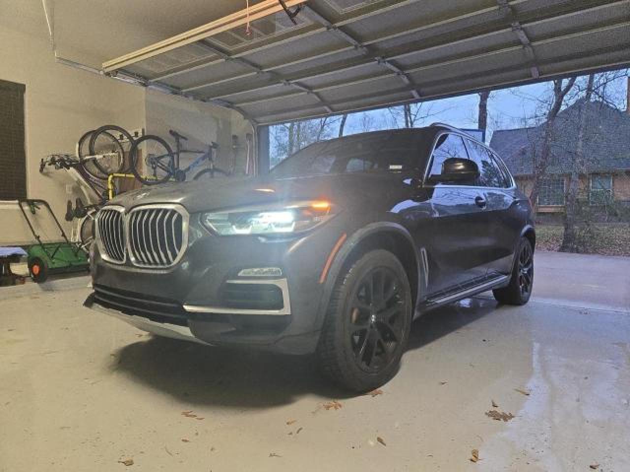 2020 BMW X5 - Image 2