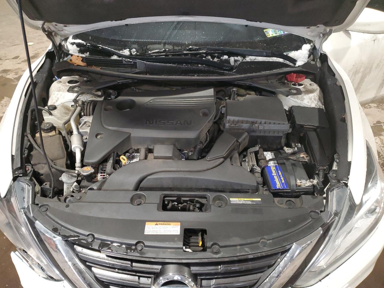 2016 Nissan Altima - Image 11
