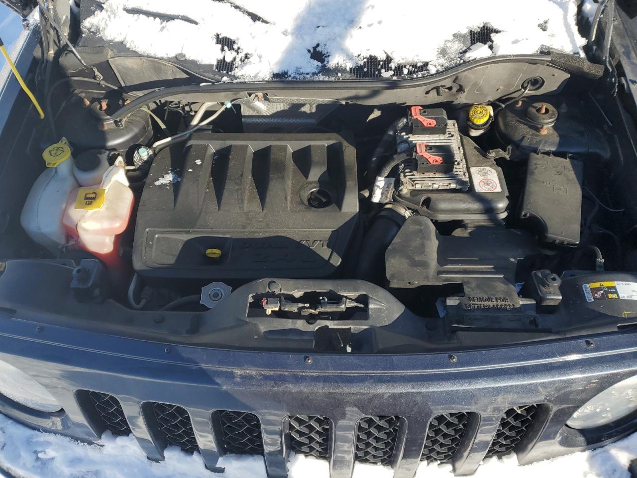 2014 Jeep Liberty (Patriot) - Image 12
