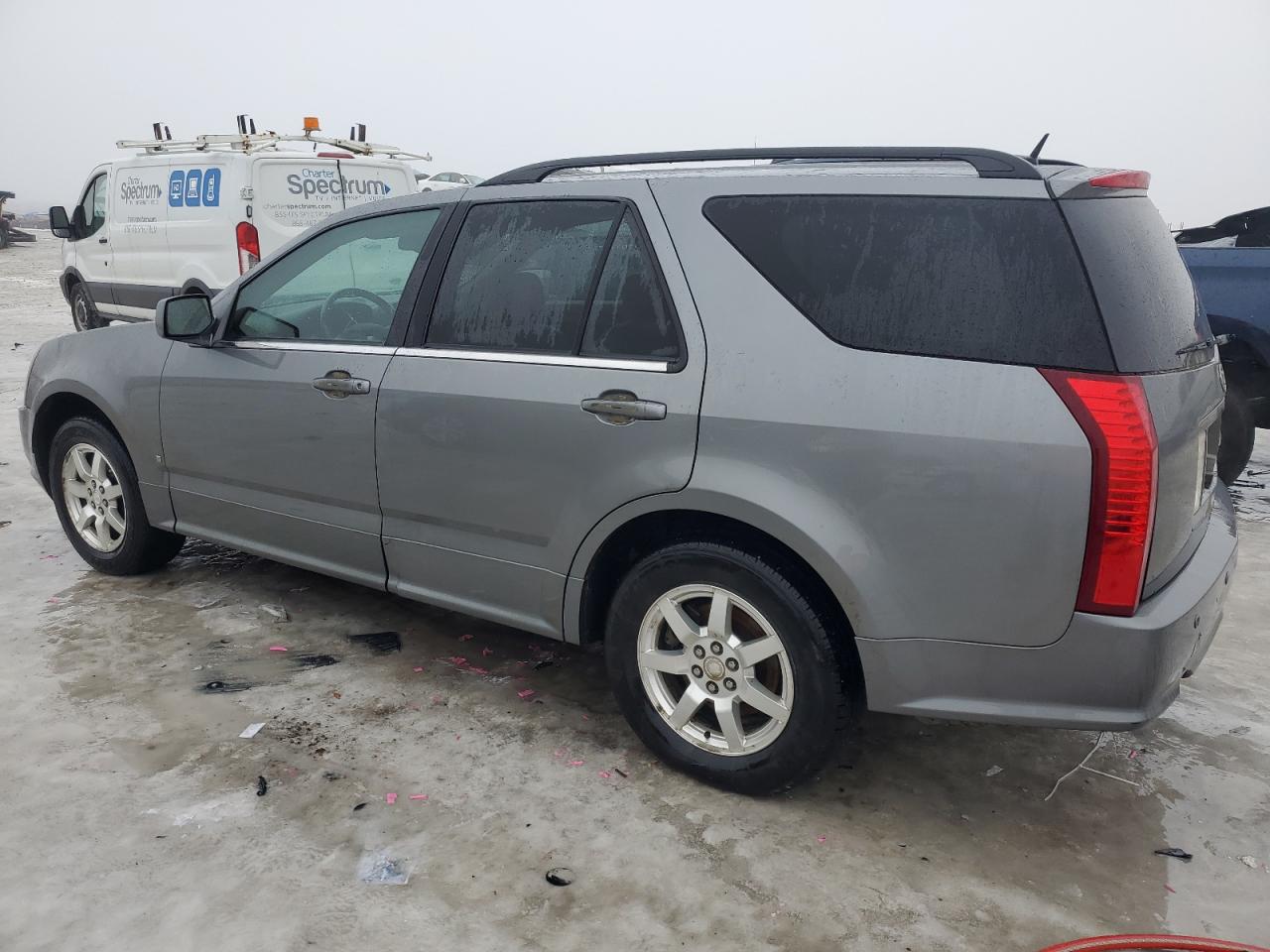 2006 Cadillac SRX - Image 2