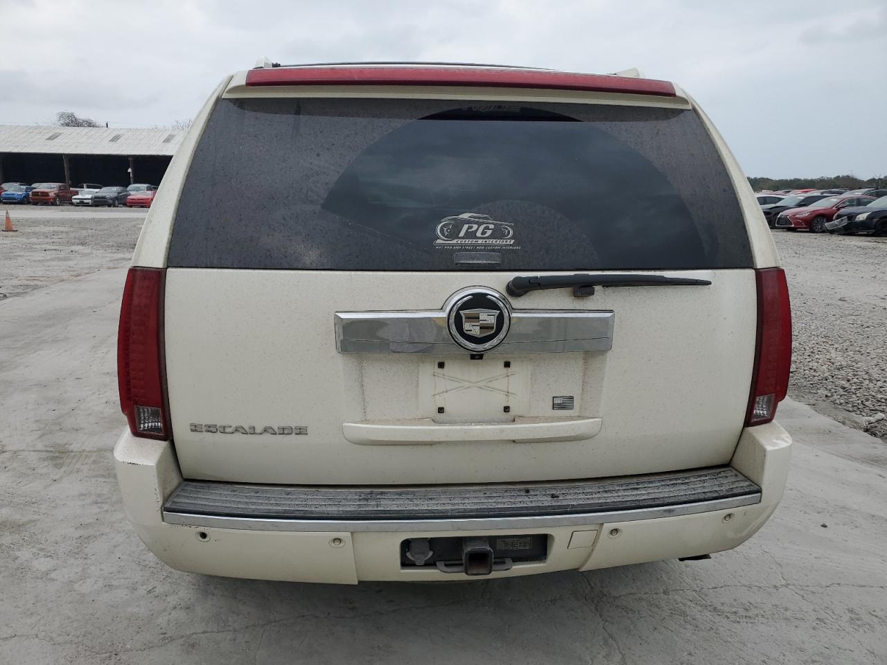 2007 Cadillac Escalade - Image 6