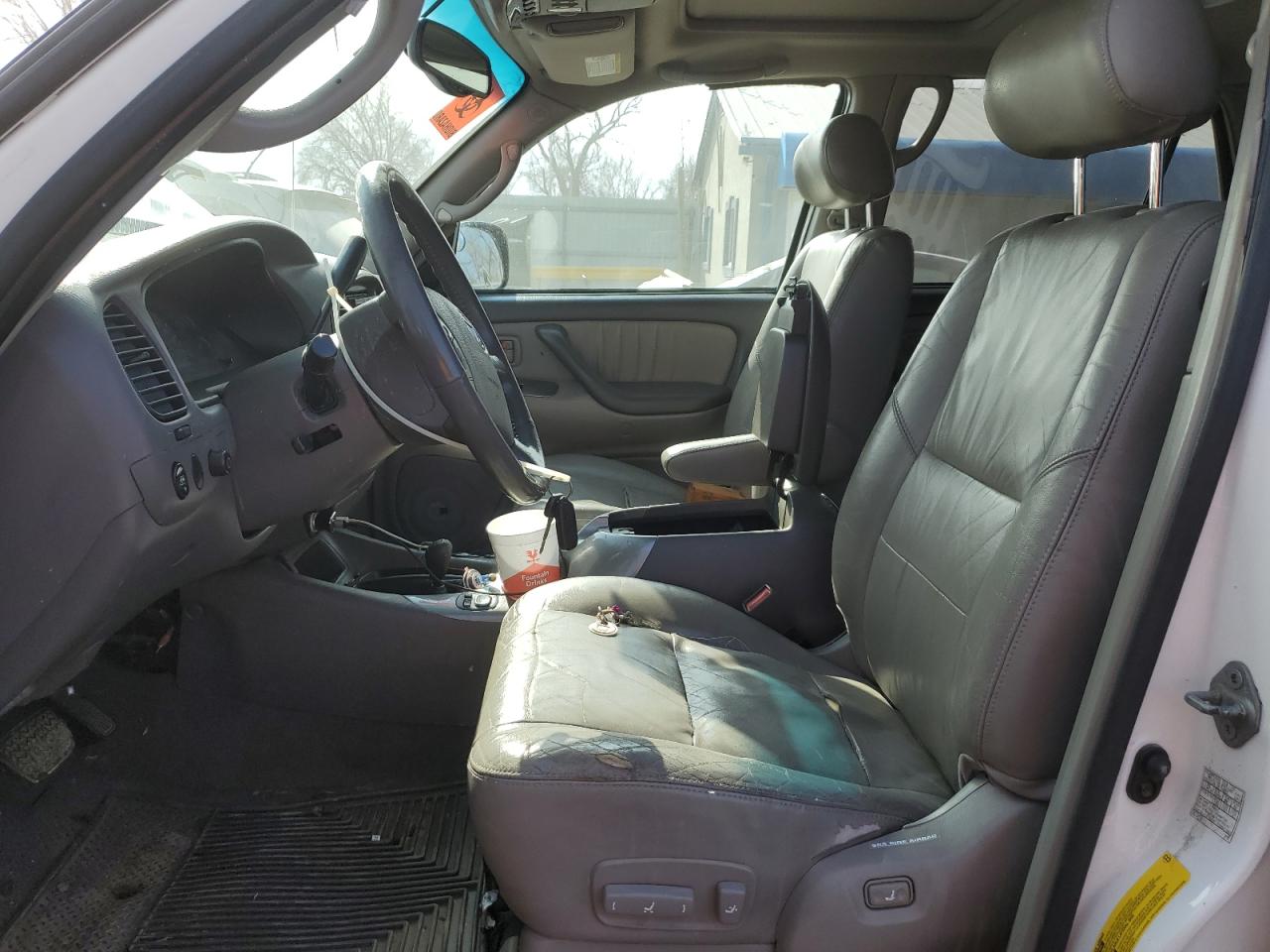 2004 Toyota Sequoia - Image 7