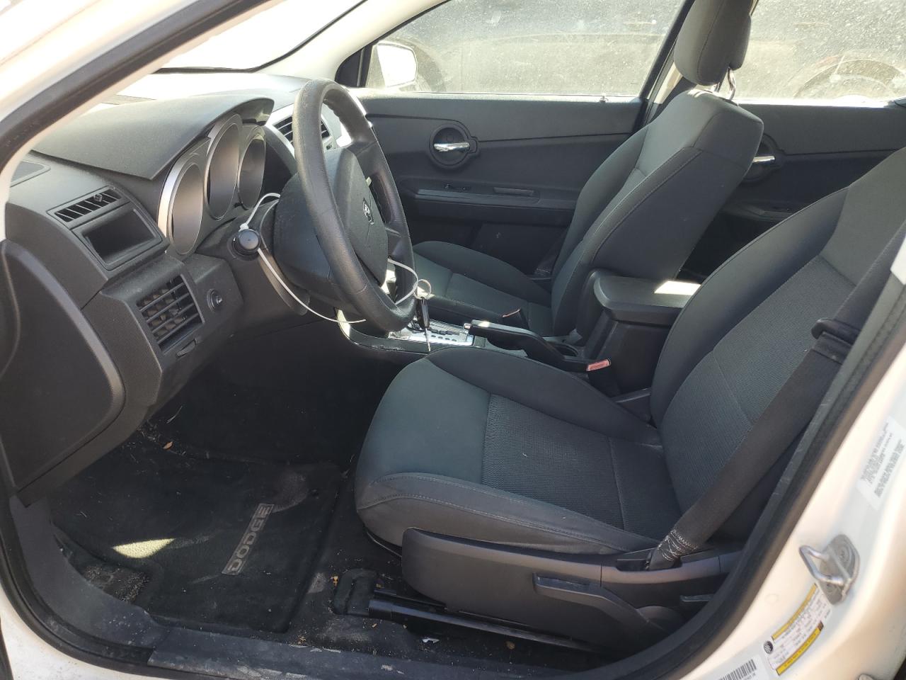2010 Dodge Avenger - Image 7