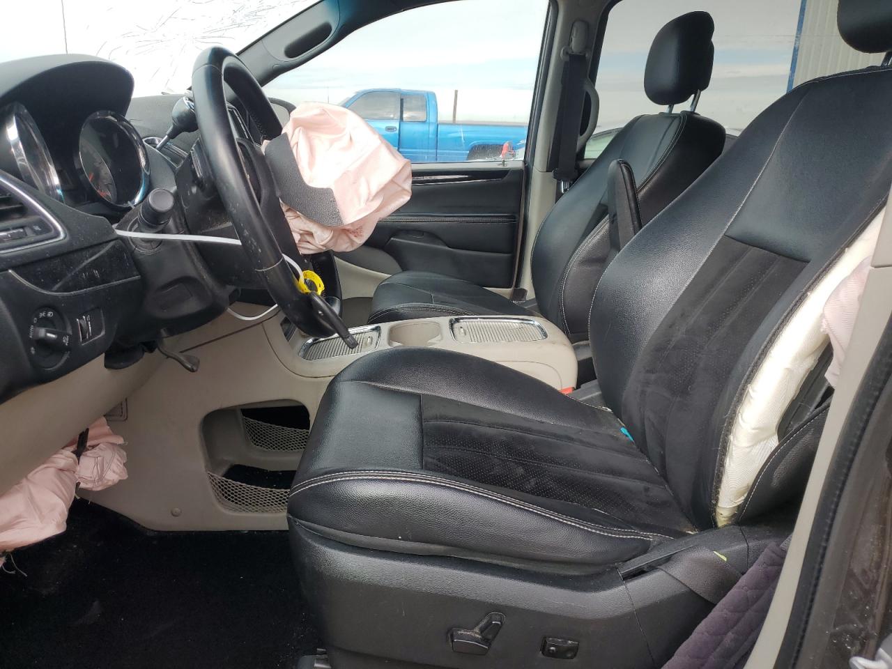 2017 Dodge Caravan - Image 7